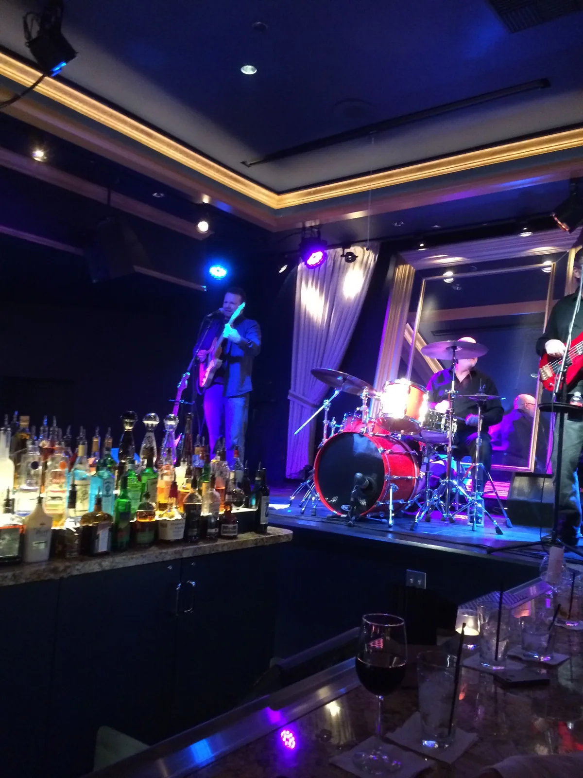 Live band at the Indigo Lounge, Bally's Hotel and Casino